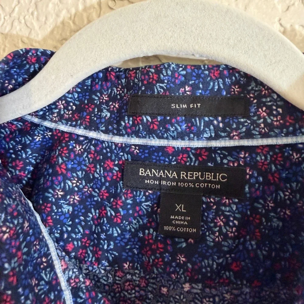 Banana Republic Button Front Shirt Mens XL Blue Floral‎ Slim Fit Non Iron LS